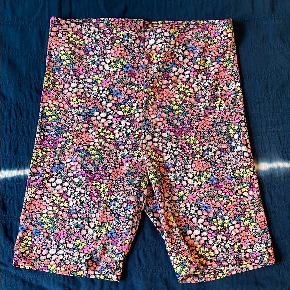 H&M Multicolor Floral Pattern Shorts